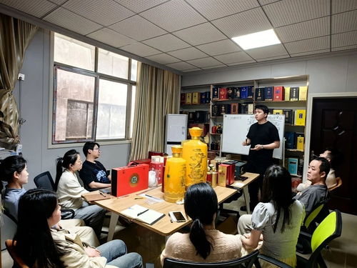 黄金酒业举行专项企业法律知识培训,持续强化风险防范意识